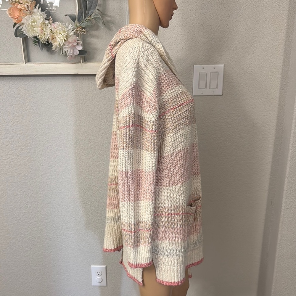 Splendid Pink and Cream Relaxed Fit Cardigan